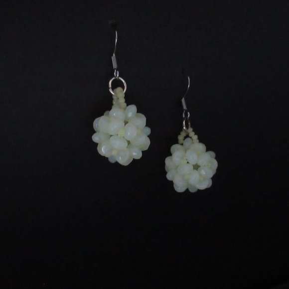 Uranium glass dodecahedron beaded bead earrings - Picture 8 of 14